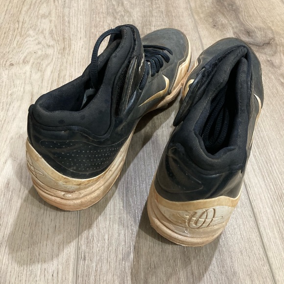 Nike Baseball Cleats - Picture 6 of 8